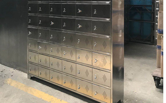 密集架是怎么打開的 密集架是怎么打開的